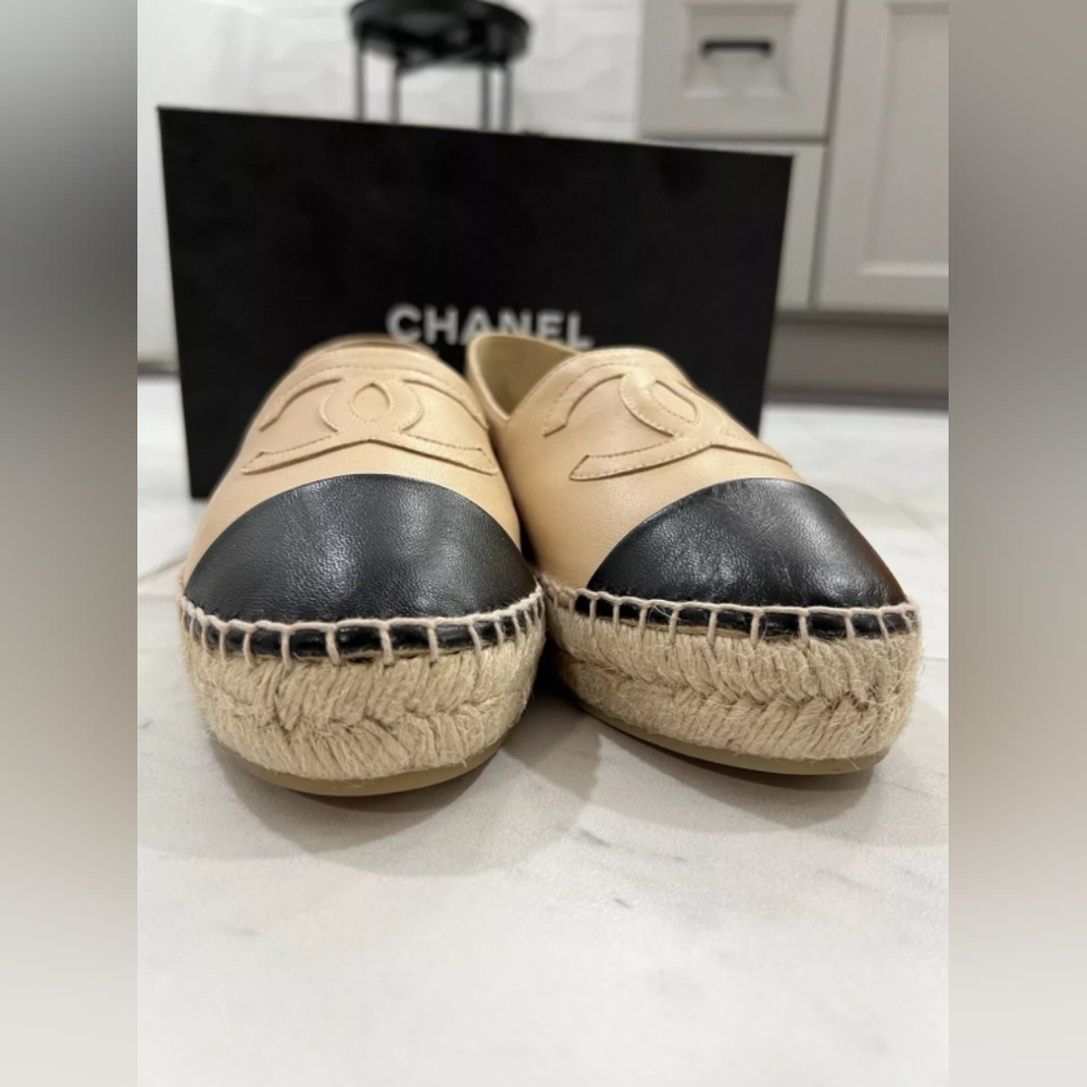 CHANEL Beige & Black Lambskin Espadrilles - Picture 2 of 8